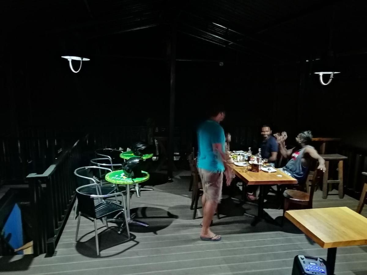 Le Petit Hotel & Restaurant Negombo Dış mekan fotoğraf
