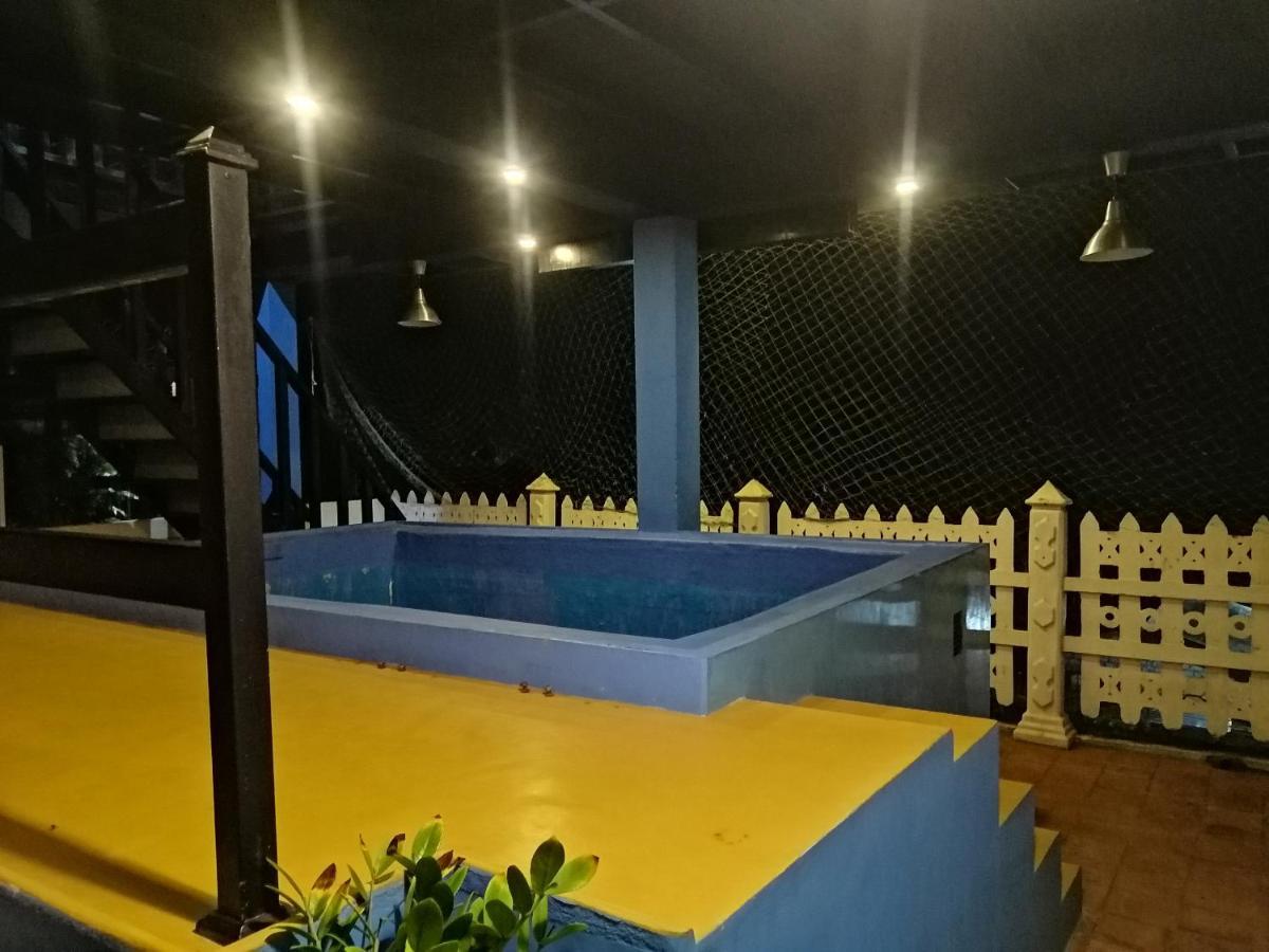 Le Petit Hotel & Restaurant Negombo Dış mekan fotoğraf
