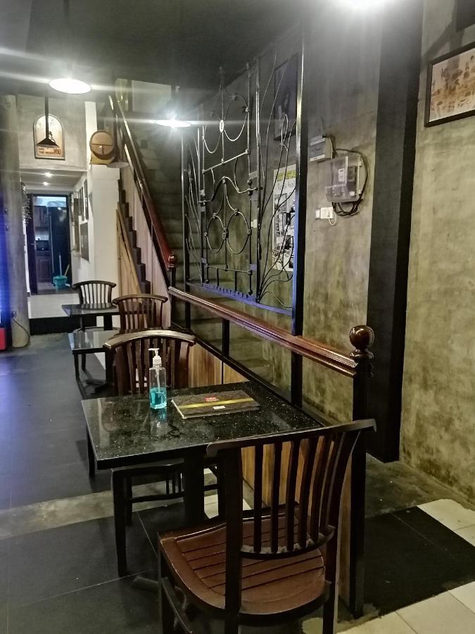 Le Petit Hotel & Restaurant Negombo Dış mekan fotoğraf