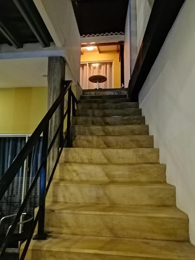 Le Petit Hotel & Restaurant Negombo Dış mekan fotoğraf