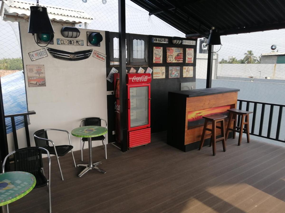 Le Petit Hotel & Restaurant Negombo Dış mekan fotoğraf